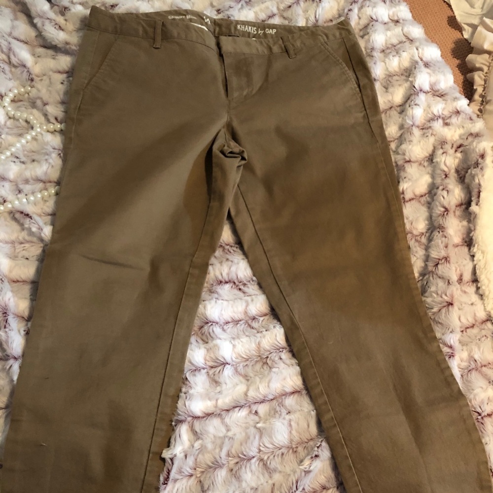 GAP Khaki Skinny Minnies